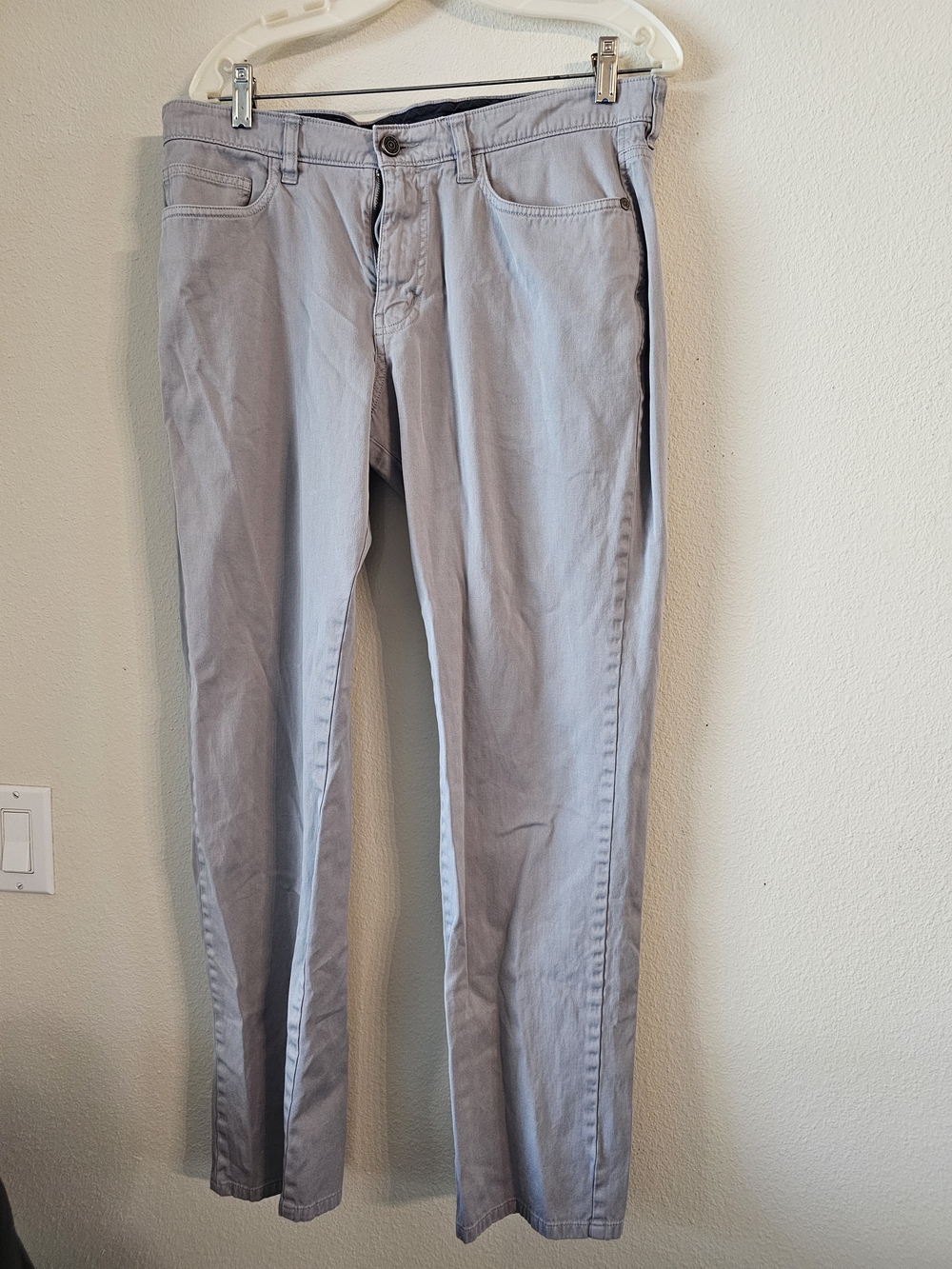 Johnston & Murphy Light Gray Slim Chinos